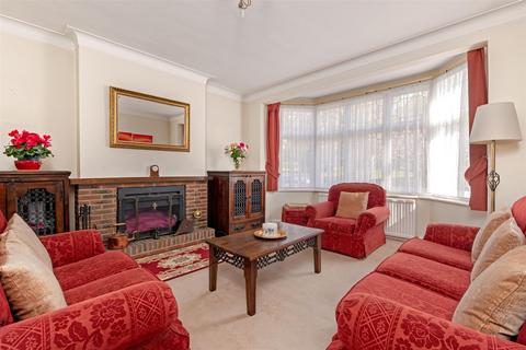 3 bedroom detached house for sale, Rectory Lane, Loughton