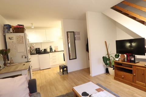 undefined, Hunters Close, Tring, HP23