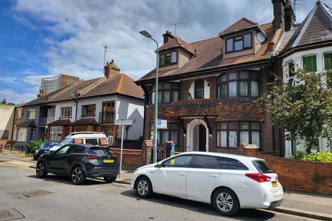 1 bedroom flat to rent, Warrior Court, 55 Warrior Square East, Southend-on-Sea, Essex