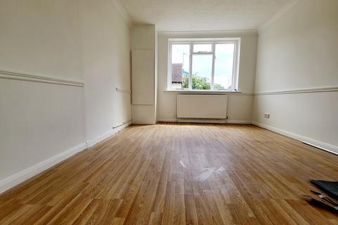 1 bedroom flat to rent, Warrior Court, 55 Warrior Square East, Southend-on-Sea, Essex