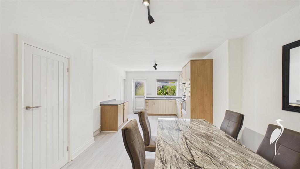 Open Plan Kitchen & Dining Area