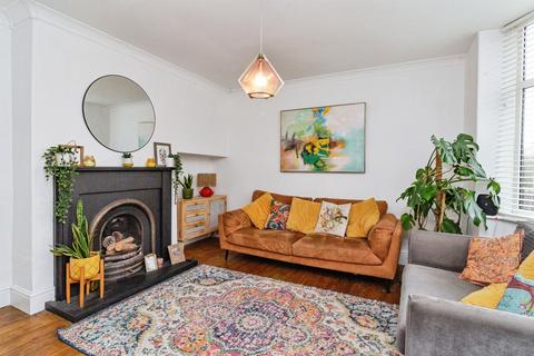 2 bedroom semi-detached house for sale, First Avenue, Stafford