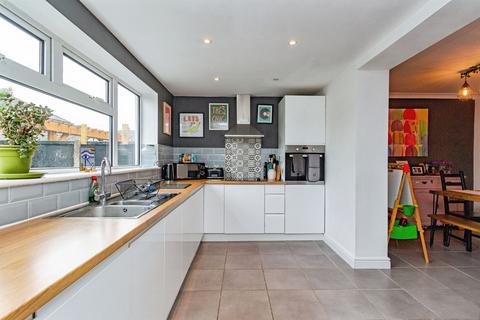 2 bedroom semi-detached house for sale, First Avenue, Stafford