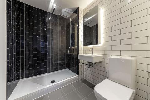 3 bedroom flat to rent, Carrick House, Royal Wharf E16