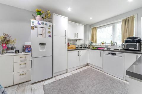 3 bedroom apartment for sale, Penrith Street, Furzedown, SW16