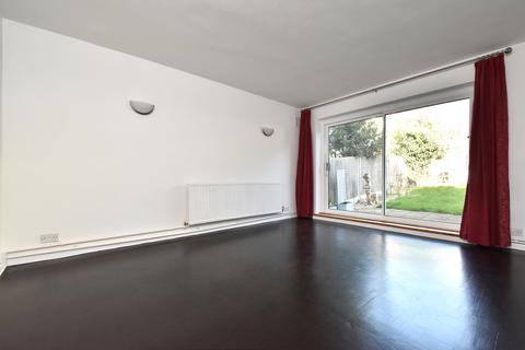 2 bedroom maisonette for sale, Warren Avenue Bromley BR1