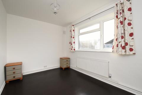 2 bedroom maisonette for sale, Warren Avenue Bromley BR1