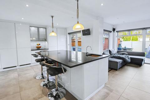 5 bedroom detached house for sale, Jarvis Fields, Southampton SO31