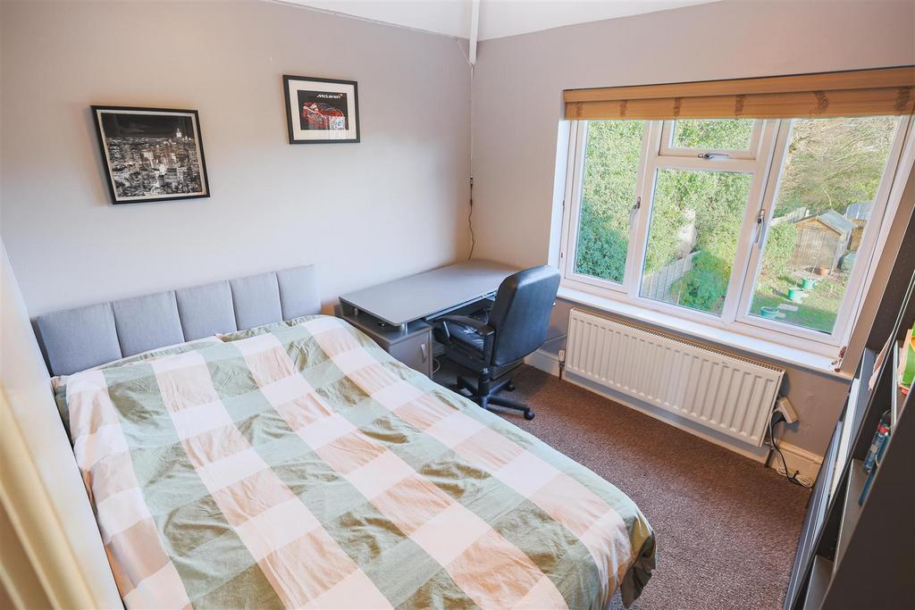 8 Verstone Rd 32.jpg