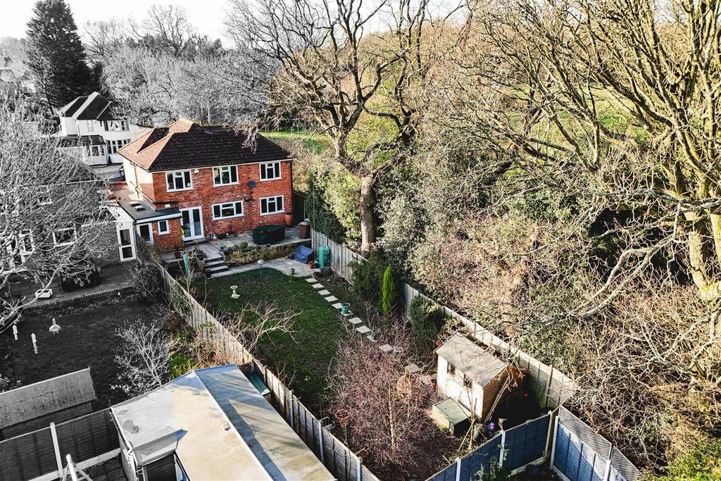 8 Verstone Rd 44.jpg