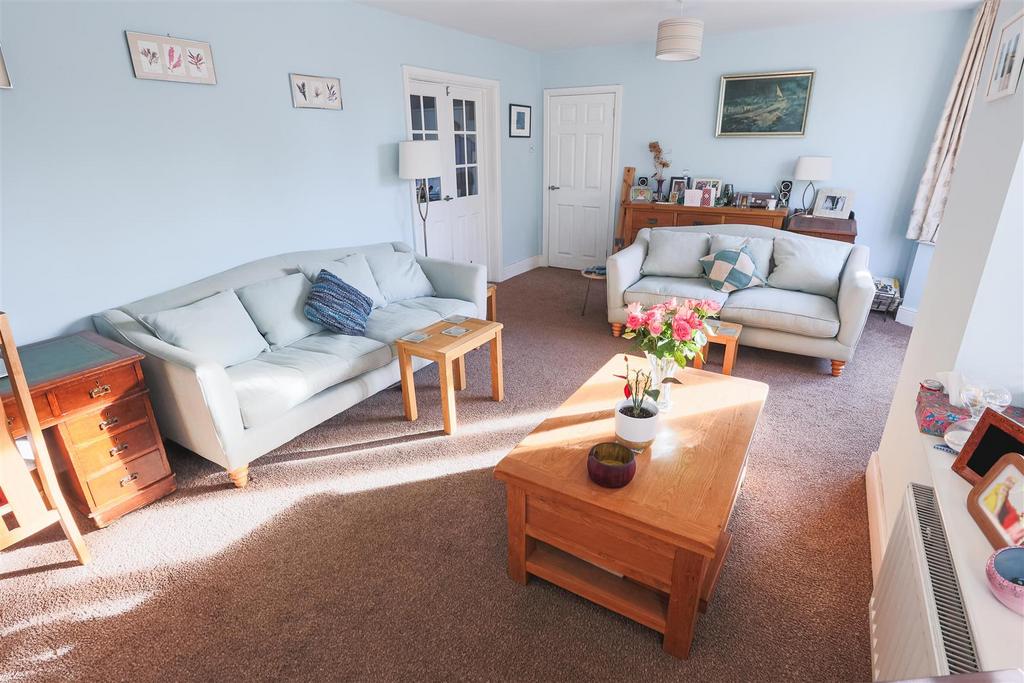 8 Verstone Rd 19.jpg
