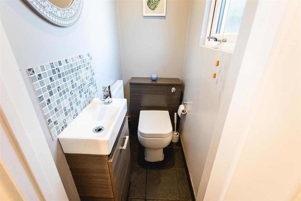 8 Verstone Rd 26.jpg