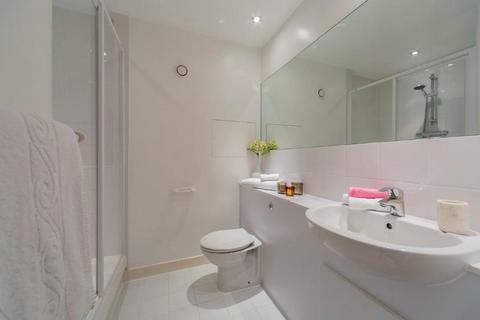 Flat to rent, Kilburn High Road, NW6 5UA
