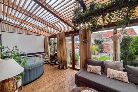 2 bedroom terraced house for sale, Highcliffe, Spittal, Berwick-Upon-Tweed