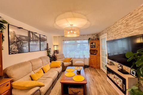 2 bedroom terraced house for sale, Highcliffe, Spittal, Berwick-Upon-Tweed