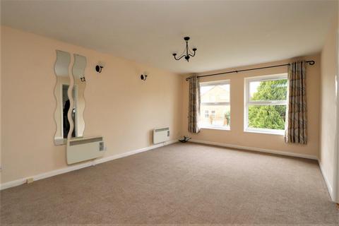 2 bedroom maisonette to rent, Delamere Gardens, Linslade