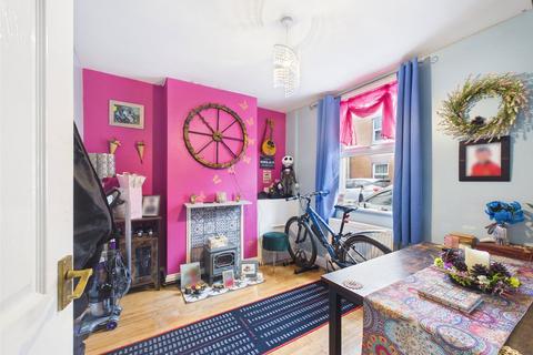 2 bedroom terraced house for sale, Hopewell Street, Gloucester, Gloucestershire, GL1