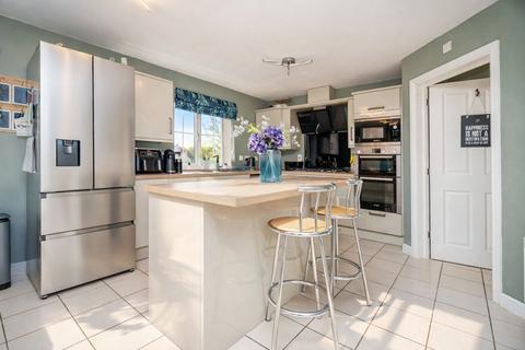 4 bedroom detached house for sale, Foxfield, Broughton, Milton Keynes, MK10