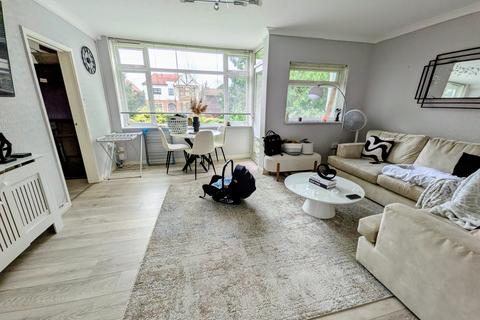 undefined, London Road, Redhill