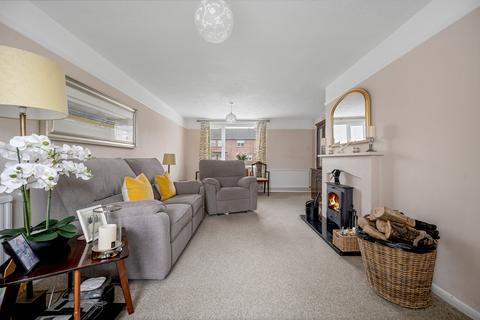 3 bedroom semi-detached house for sale, Masterton Road, Stamford