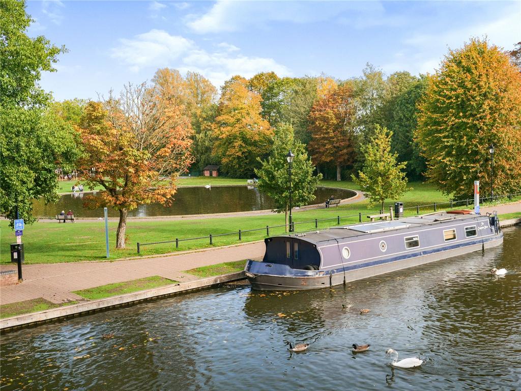 Vicotoria Park