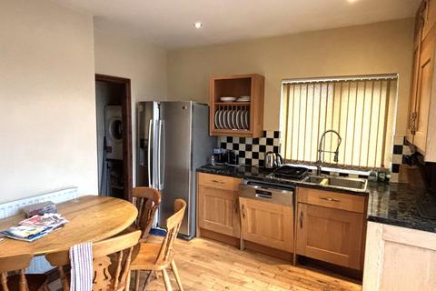 3 bedroom semi-detached house for sale, Farfield Crescent, Wibsey, Bradford, BD6