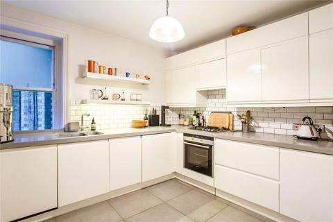 3 bedroom flat to rent, St Marys Mansions, London W2
