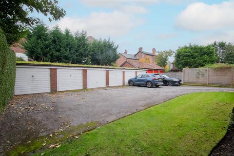 1 bedroom flat to rent, Broomville Avenue, Sale M33