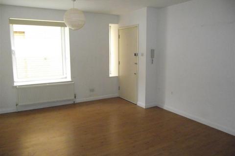 1 bedroom flat to rent, Kenton Road, Hackney E9
