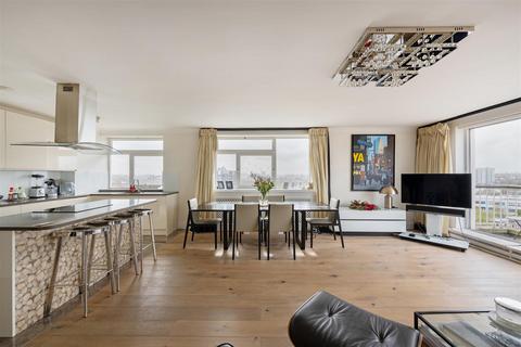 3 bedroom flat to rent, Queensmead, St John's Wood, NW8