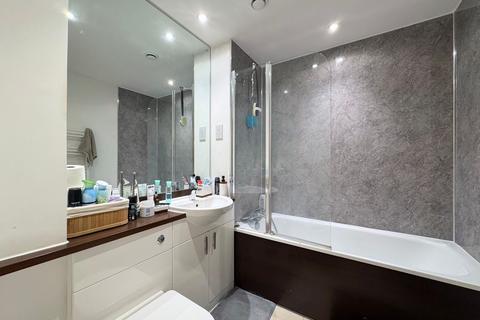 2 bedroom flat for sale, Acklington Drive, Butterfly Court, NW9