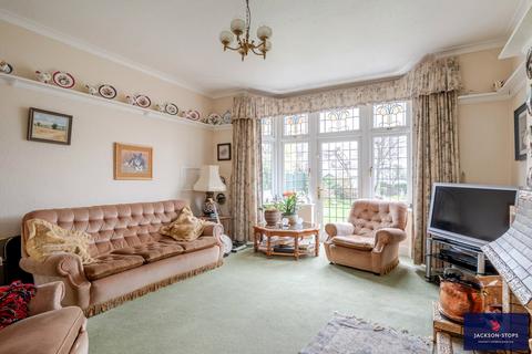 4 bedroom detached house for sale, Ridgeway, Weston Favell, Northampton, Northamptonshire, NN3