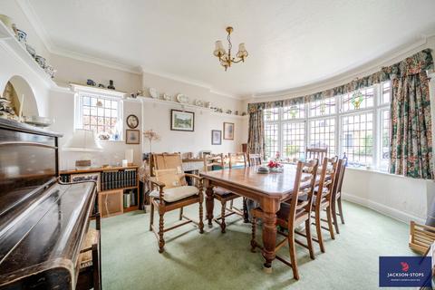4 bedroom detached house for sale, Ridgeway, Weston Favell, Northampton, Northamptonshire, NN3