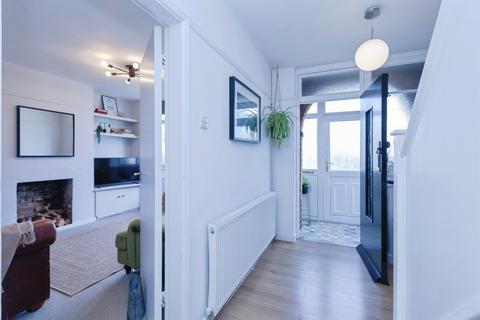 3 bedroom semi-detached house for sale, Lutterworth Road, Blaby, Leicester