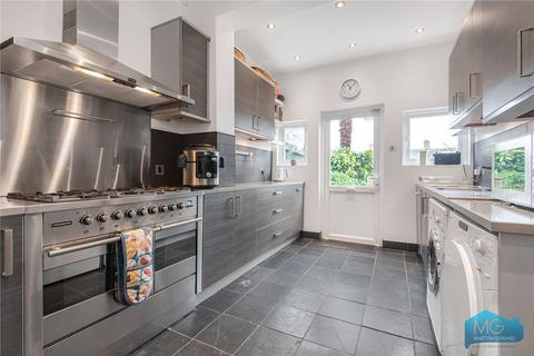 4 bedroom terraced house for sale, Lancaster Road, Barnet, EN4