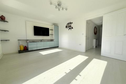 undefined, Malthouse Drive, Grays