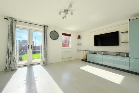undefined, Malthouse Drive, Grays