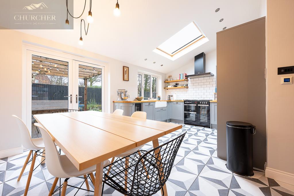 127rivington Drive-12