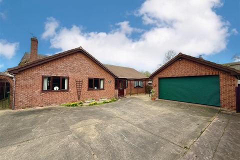 3 bedroom bungalow for sale, The Thoroughfare, Potter Heigham NR29