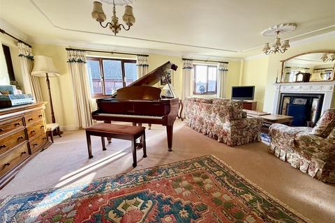3 bedroom bungalow for sale, The Thoroughfare, Potter Heigham NR29