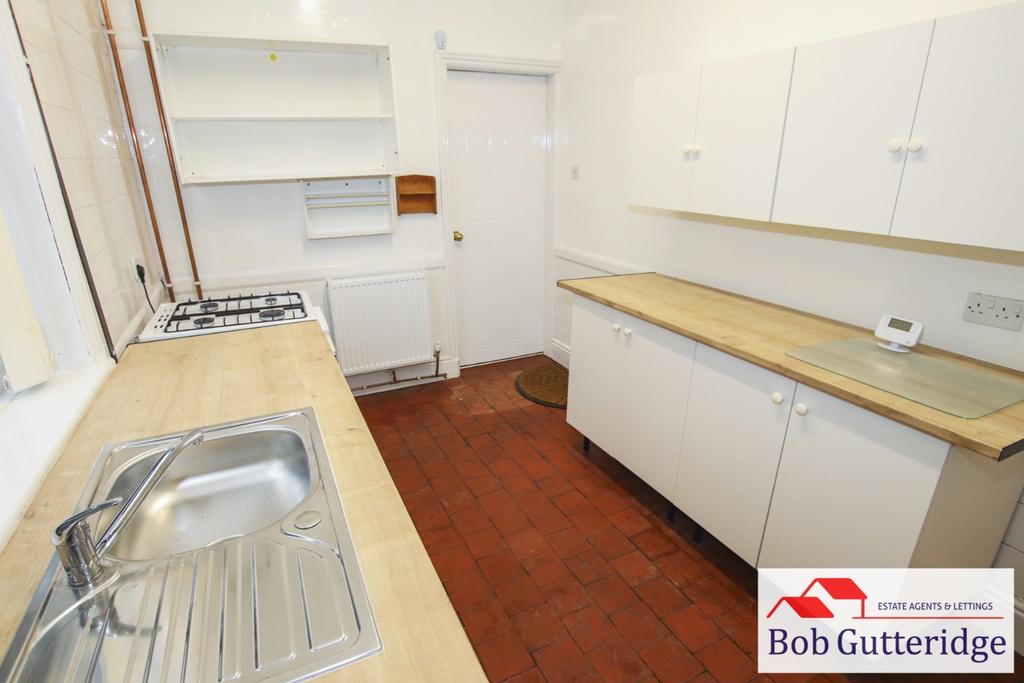 Fitted kitchen