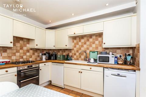 5 bedroom terraced house to rent, Rugby Place, Brighton