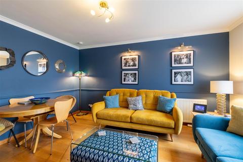 undefined, Paradise Place, Perth