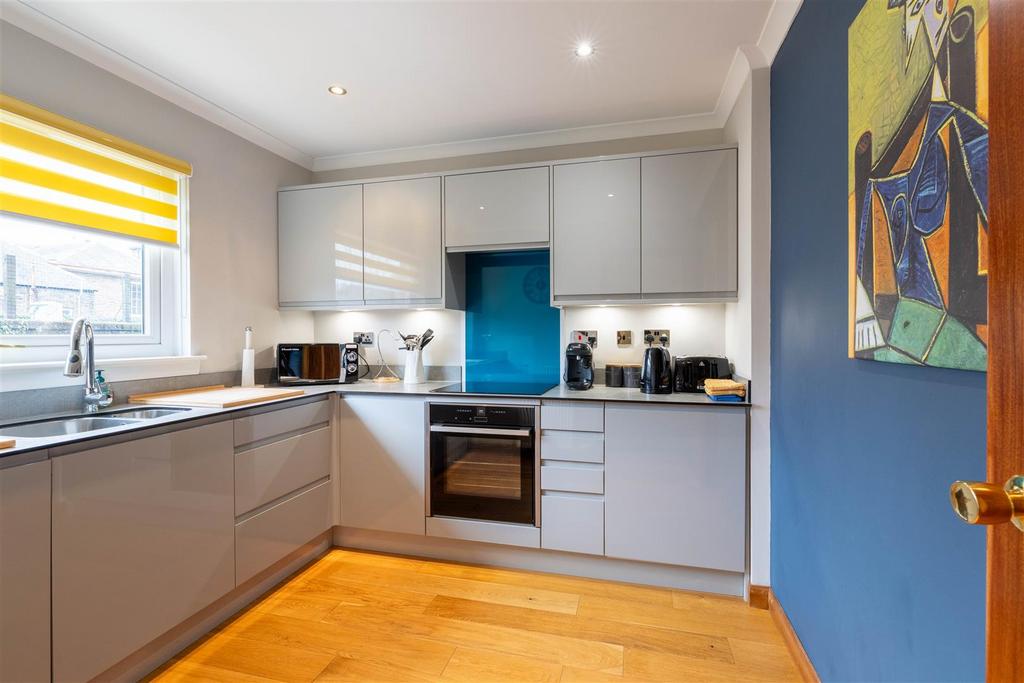 6, Paradise Place Perth, PH2 8 JH-5.jpg