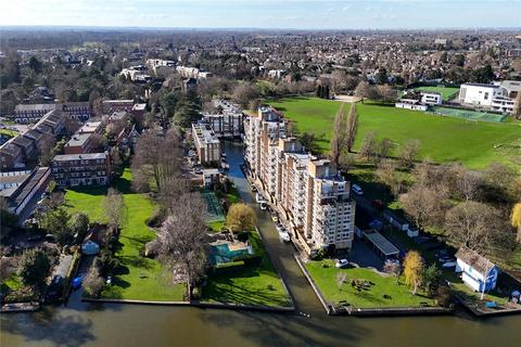 4 bedroom end of terrace house for sale, Marina Way, Teddington