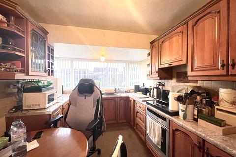 2 bedroom semi-detached house for sale, Low Hills Lane, Huddersfield, HD3