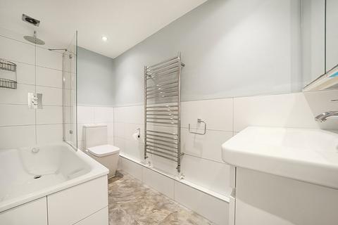 2 bedroom flat for sale, Minster Road, London, NW2