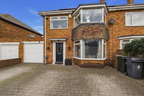 3 bedroom semi-detached house for sale, Beach Road, Tynemouth
