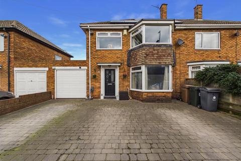 3 bedroom semi-detached house for sale, Beach Road, Tynemouth