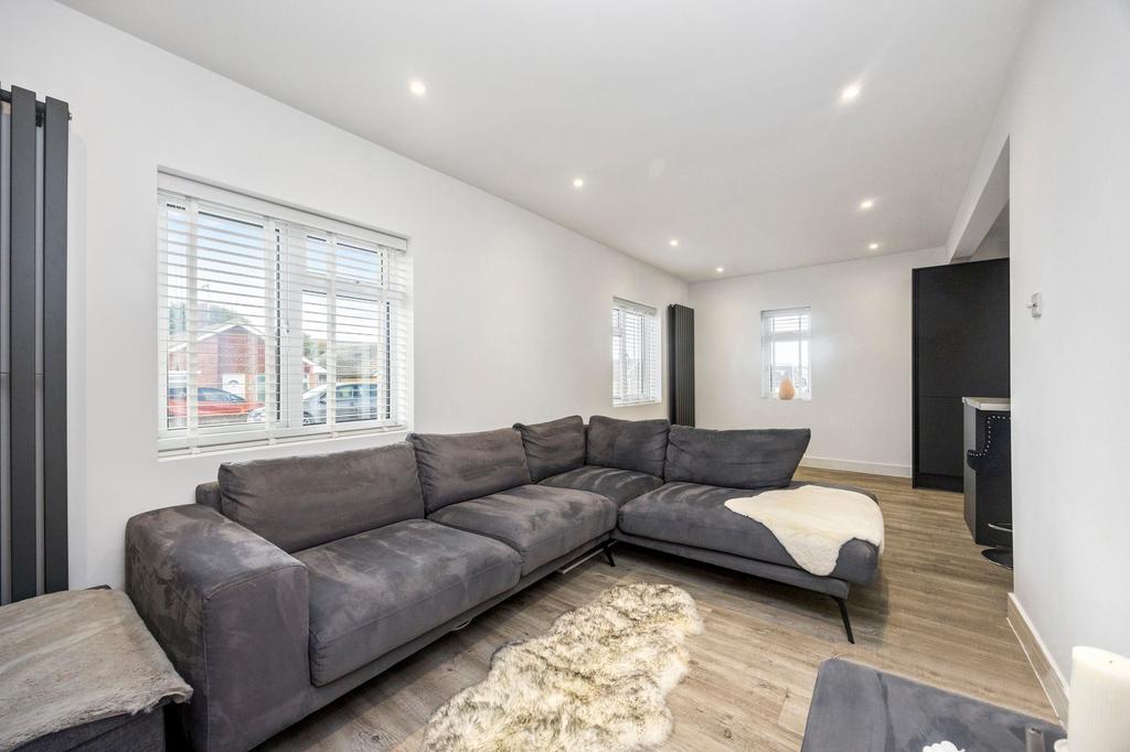 Kitchen/Living/Dining room